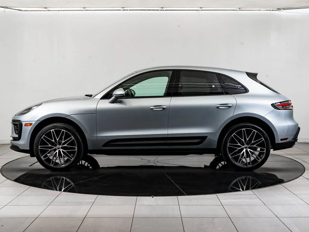 Used 2025 Dolomite Silver Metallic Porsche  image 2