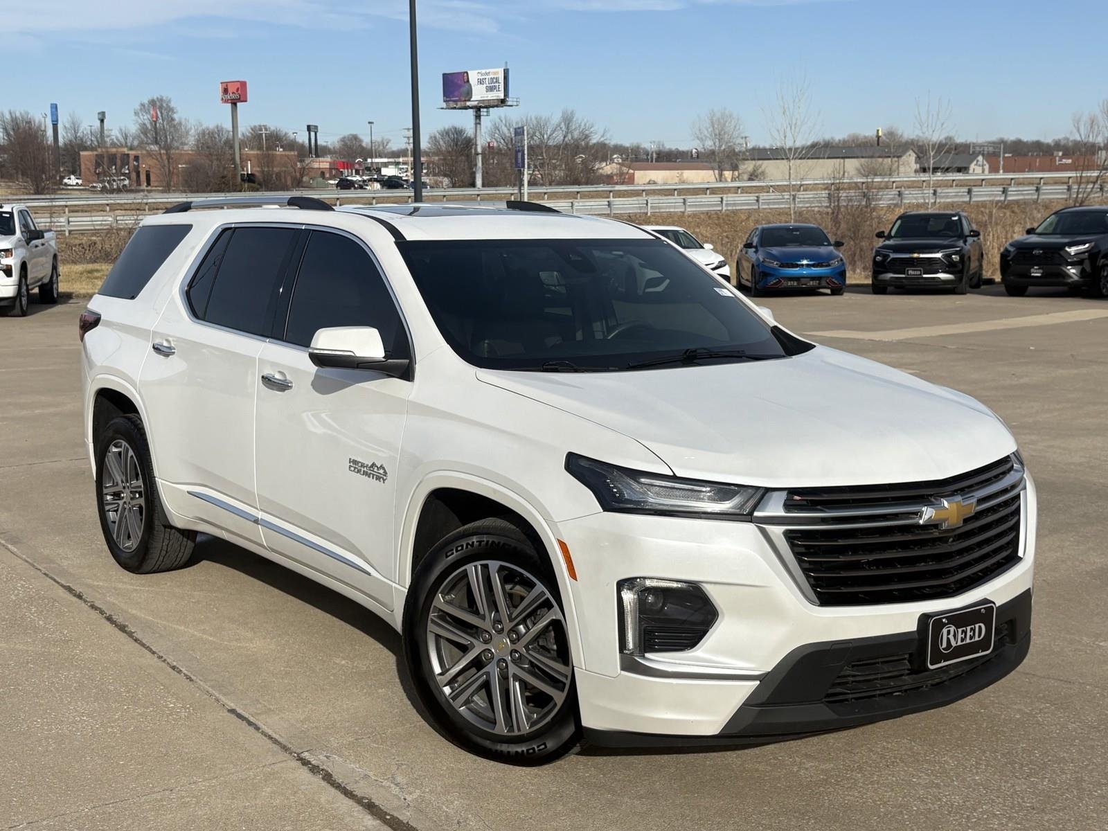 Used 2024 Chevrolet Traverse Limited High Country with VIN 1GNET1KW4RJ134044 for sale in Kansas City