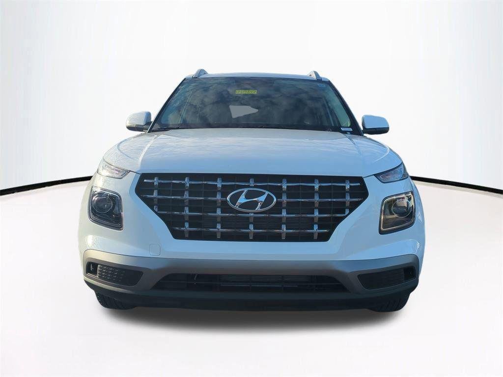 New 2026 White Hyundai SEL image 3