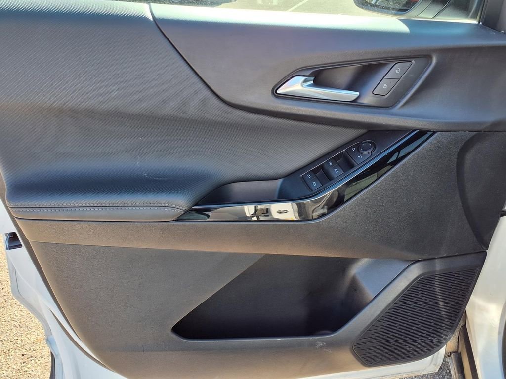 2025 Chevrolet Equinox LT - Photo 15