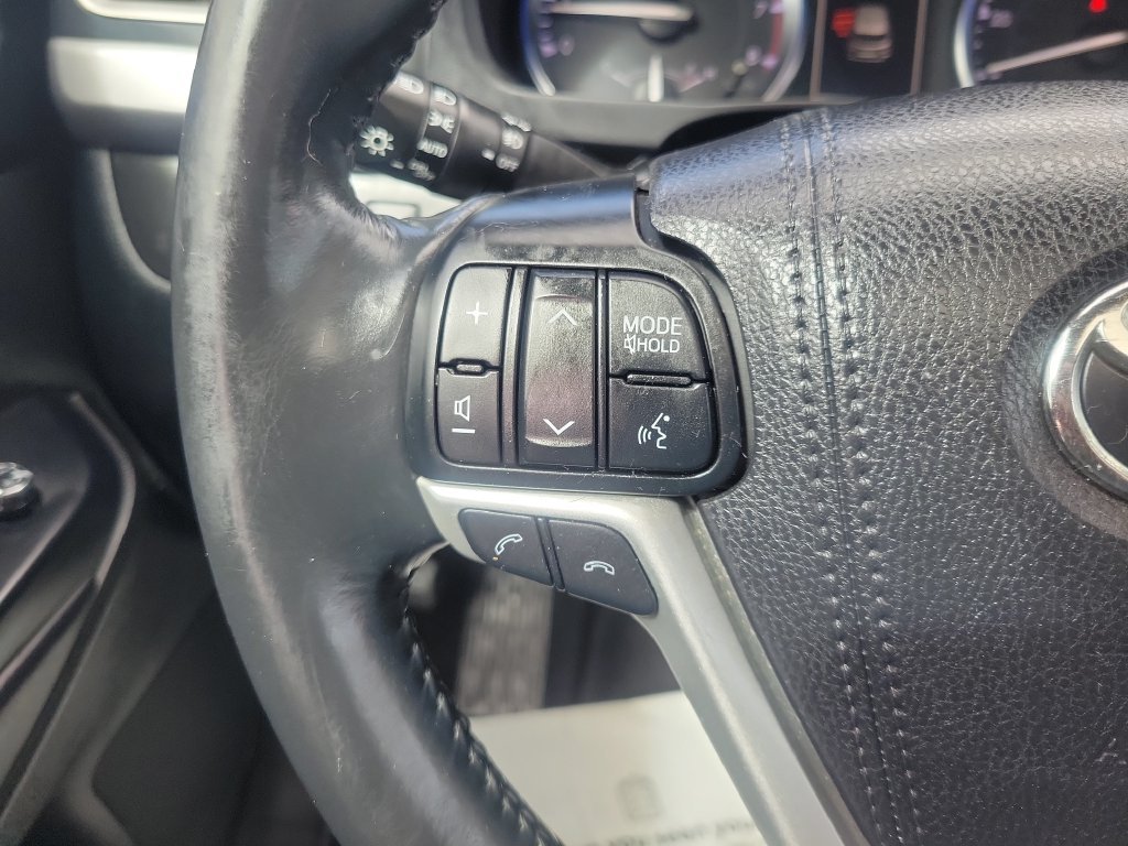 Certified Used 2017 White Toyota XLE image 36