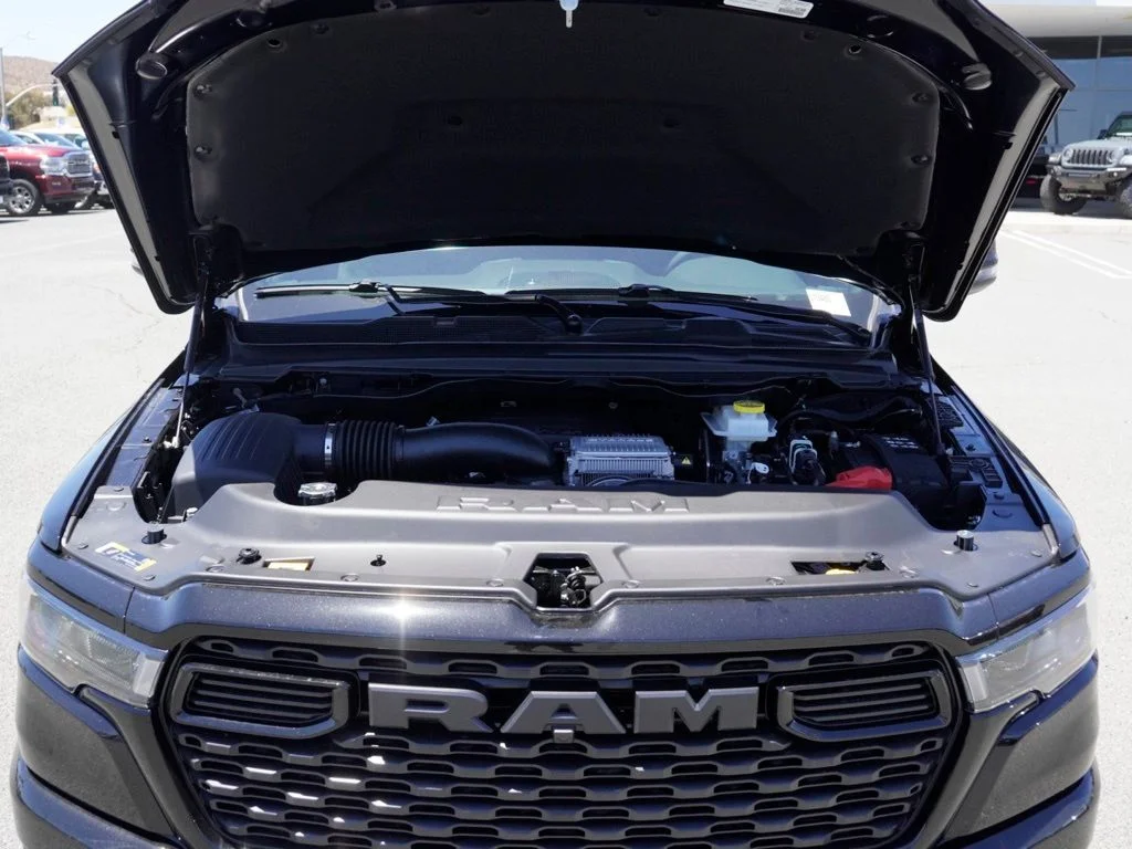 New 2026 Diamond Black Crystal Pearl-Coat Exterior Paint RAM Big Horn/Lone Star image 29