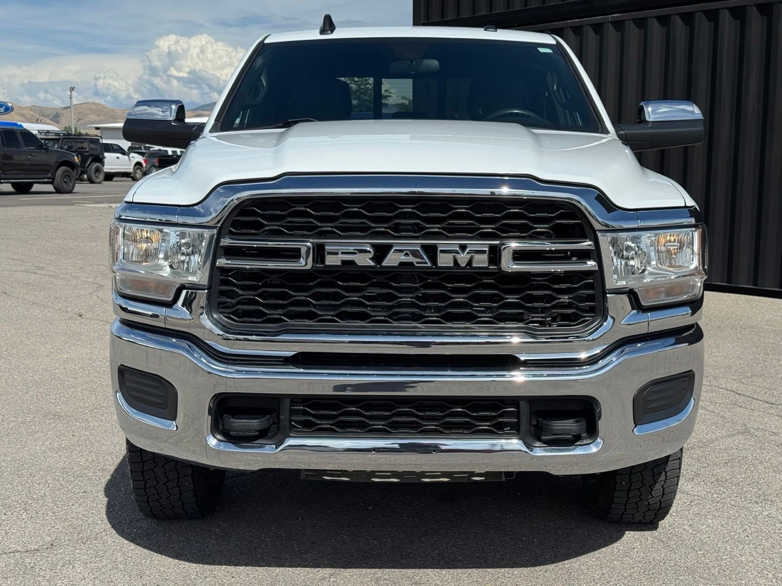 View vehicle photo 2