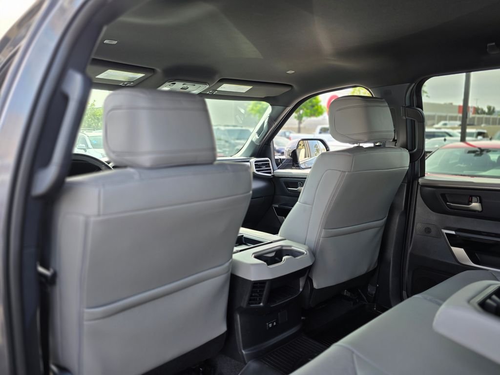 2025 Toyota Tundra Limited - Photo 17