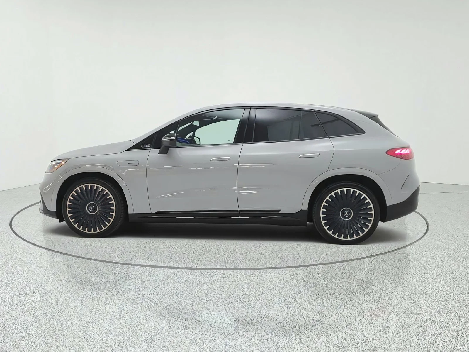 Used 2024 MANUFAKTUR Alpine Grey Mercedes-Benz AMG® EQE 4MATIC+ SUV image 8