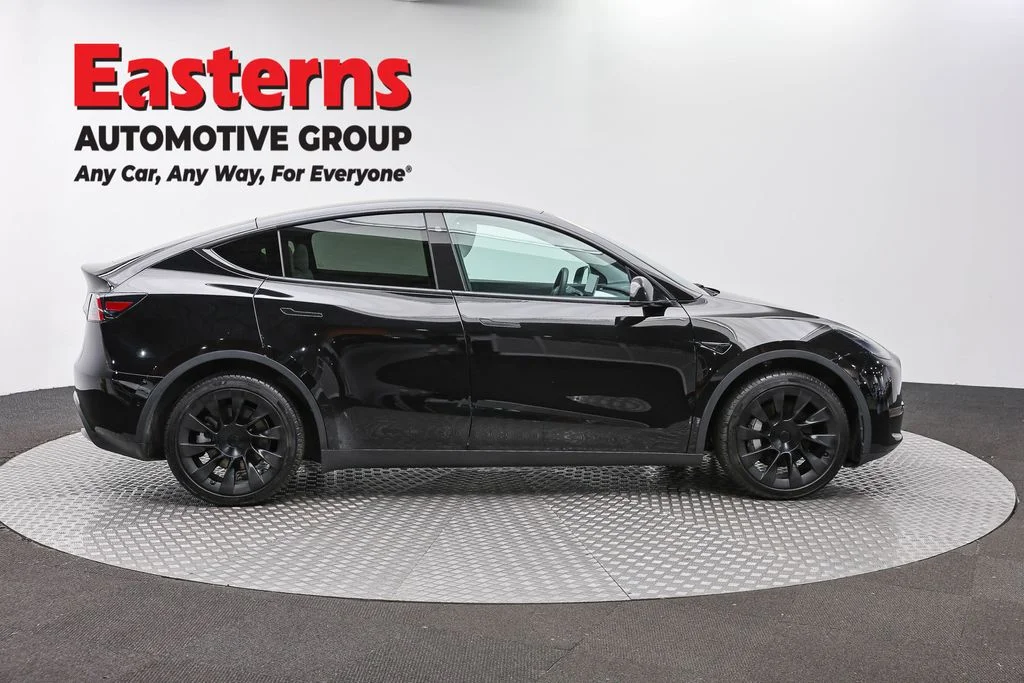 Used 2021 Black Tesla Long Range image 4