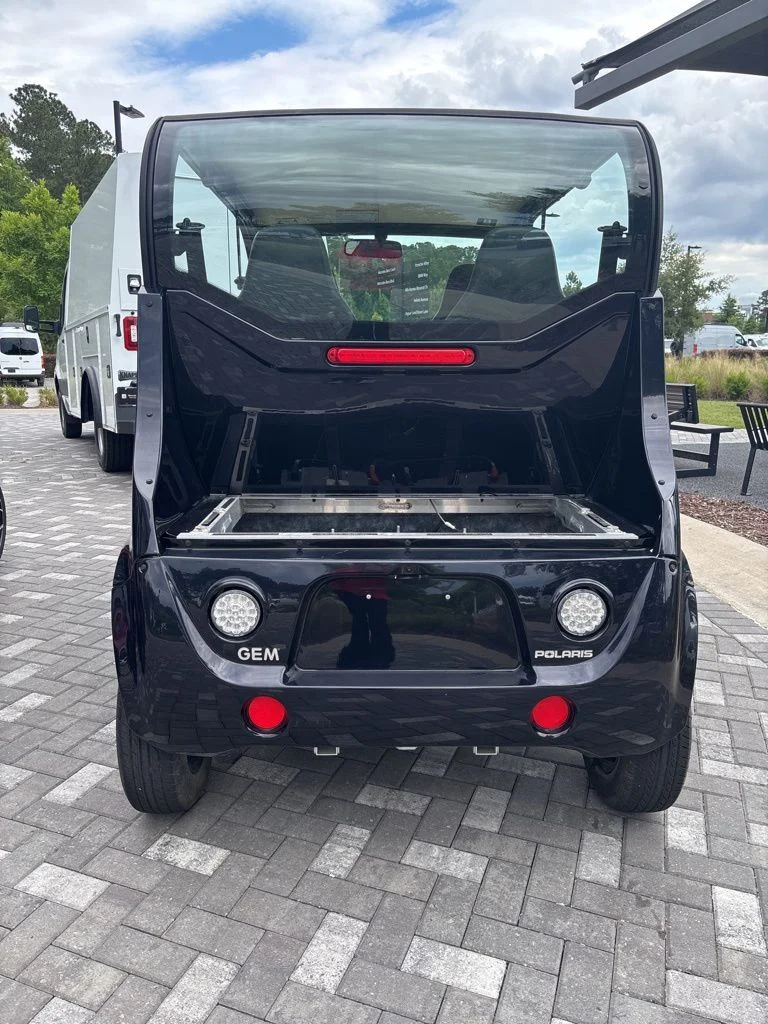 Used 2022 GRAY POLARIS E4 ELECTRIC image 2