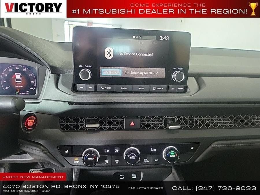 Used 2023 Silver Honda EX image 32