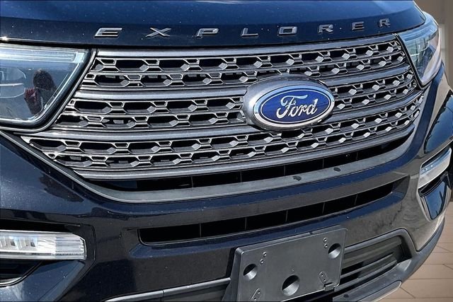 Used 2021 Black Ford XLT image 29