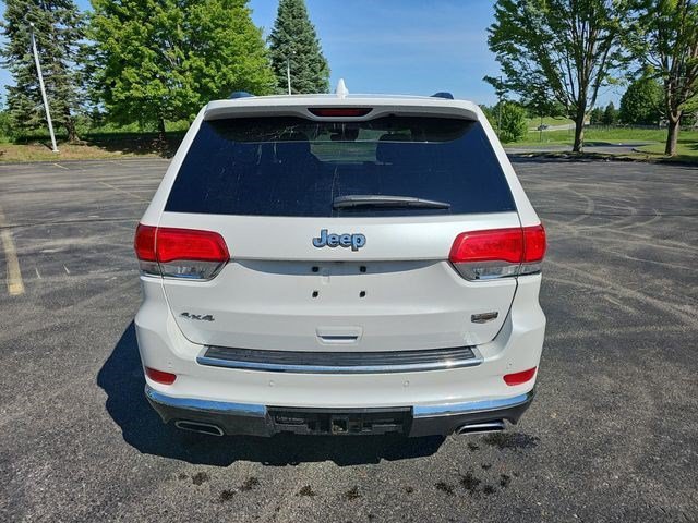 Used 2017 Ivory 3-Coat Jeep Summit image 4