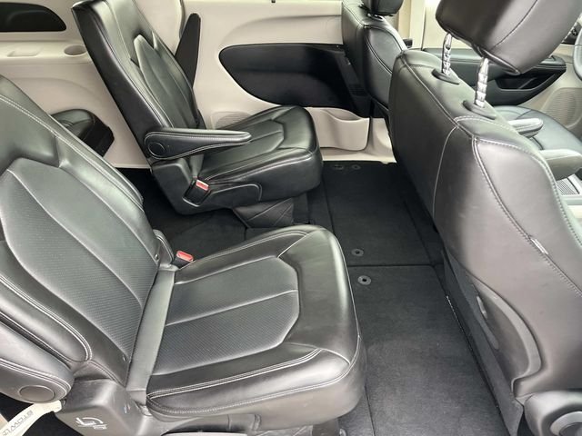 Used 2024 White Chrysler Touring L image 20