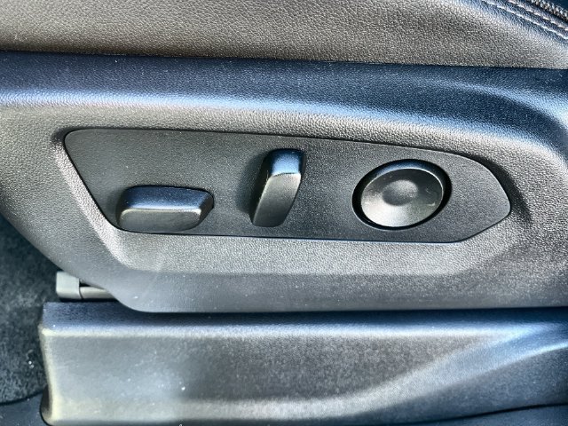 2026 Chevrolet Silverado 1500 photo 16 of 36