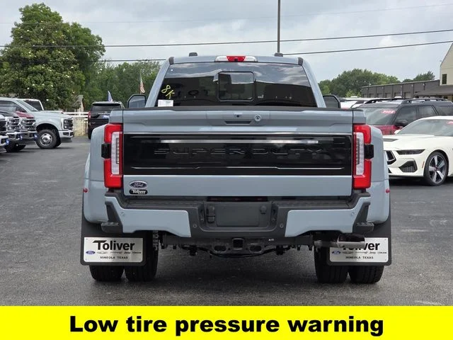 New 2026 Glacier Gray Metallic Tri-Coat Ford F-350® Platinum® image 5