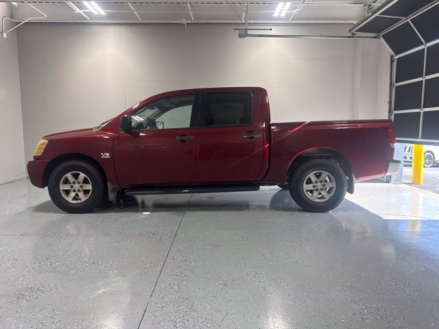 Used 2004 Red Nissan XE image 10