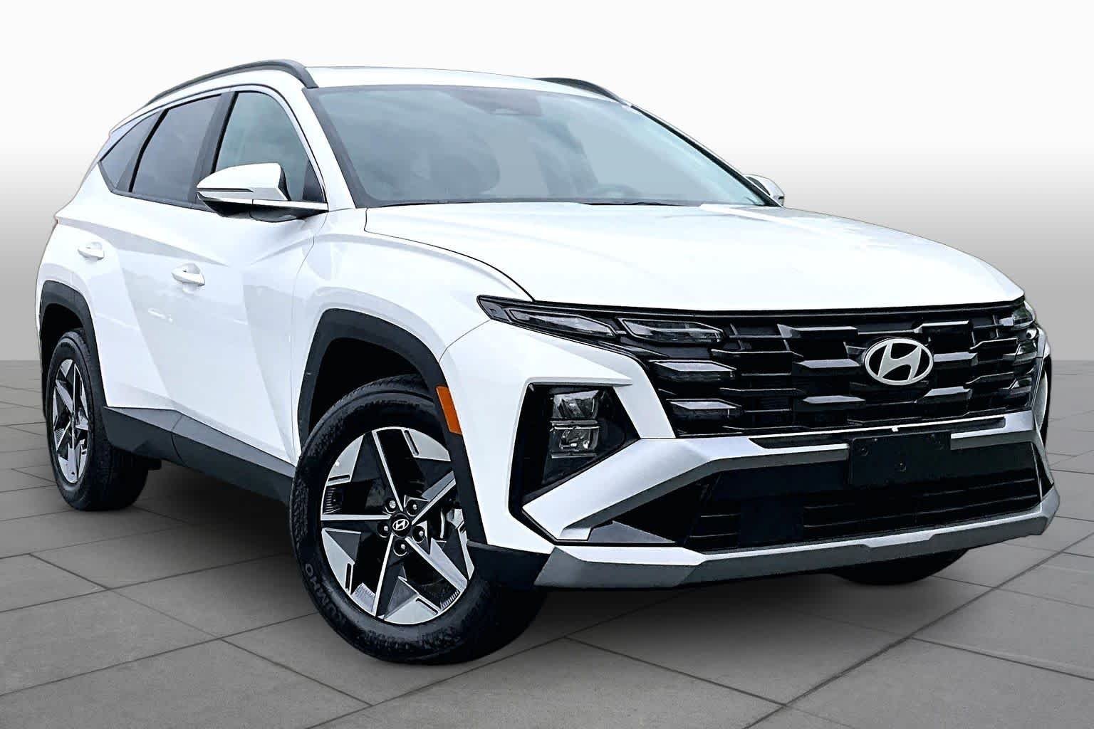 Used 2026 Serenity White Pearl Hyundai SEL Premium image 2