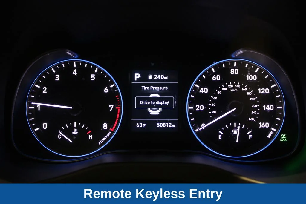 Used 2021 Gray Hyundai SEL image 6