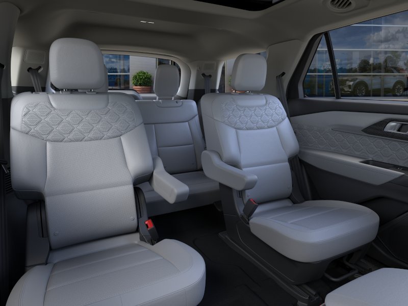 New 2026 Agate Black Metallic Ford Platinum™ image 37