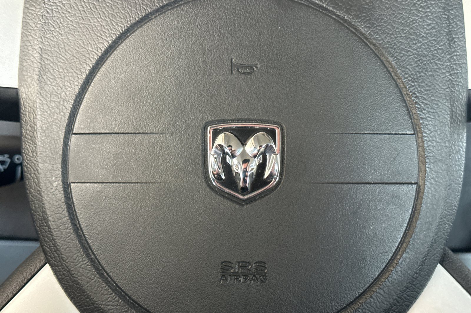 Used 2007 Silver Dodge R/T image 27