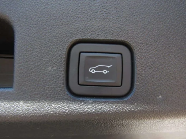 Used 2026 Black Metallic Chevrolet LT image 14