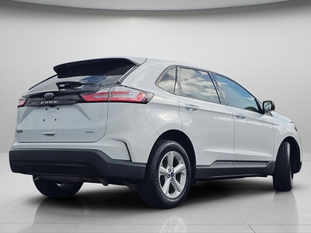 Used 2022 Oxford White Ford SE image 23