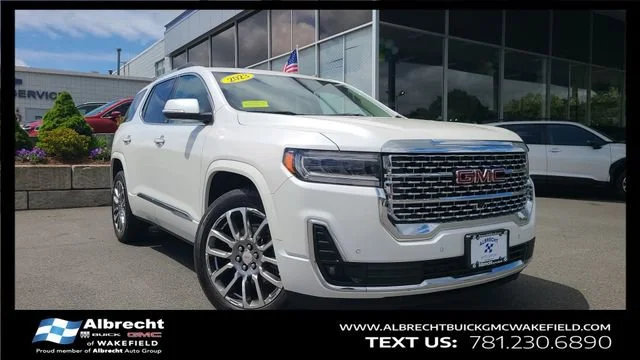 2023 GMC Acadia Denali AWD's photo
