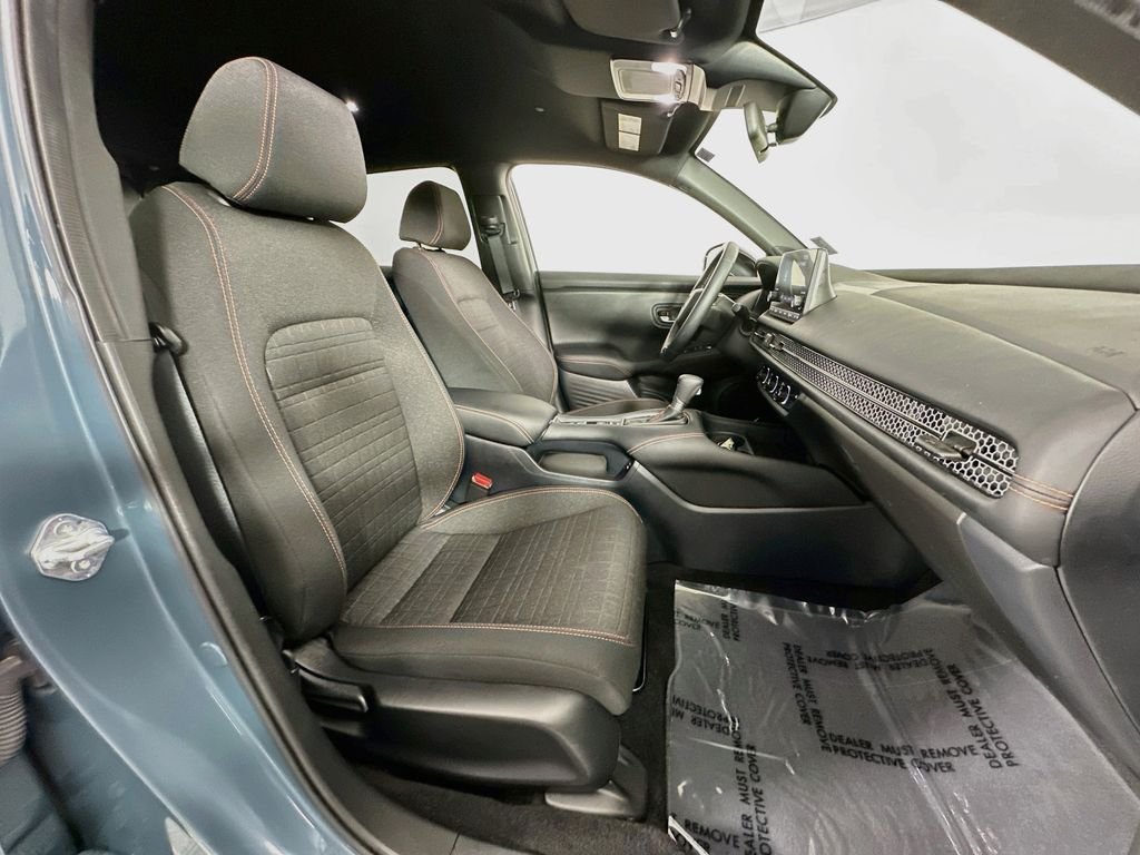 Used 2025  Honda Sport image 27