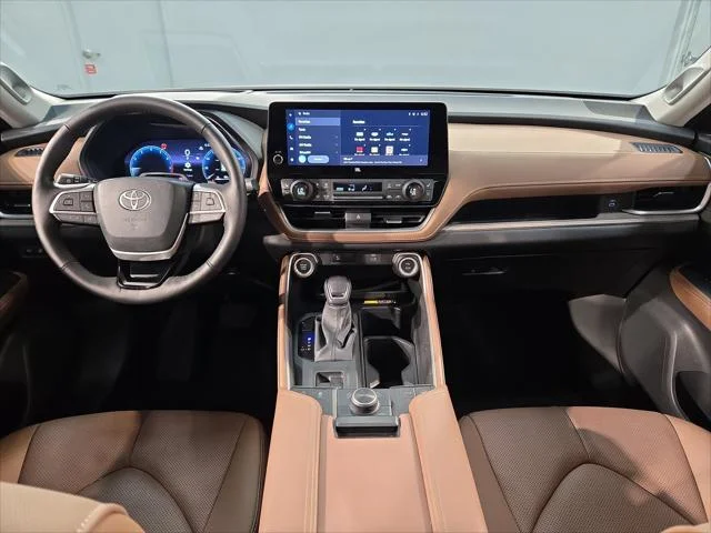 Certified Used 2026 PRECIOUS METAL Toyota  image 10