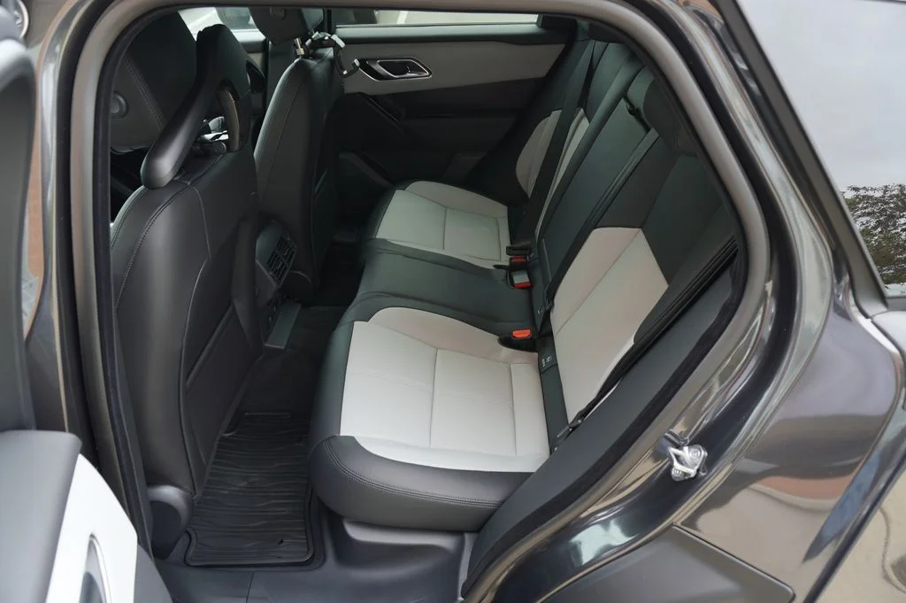 Used 2026 Gray Land Rover Dynamic SE image 31