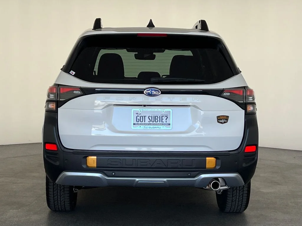 New 2026 CRYSTAL WHITE PEARL Subaru Wilderness image 5
