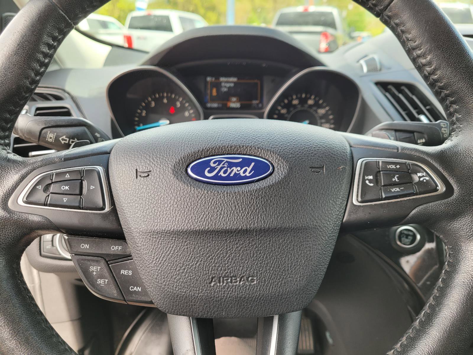 Used 2017  Ford Titanium image 24