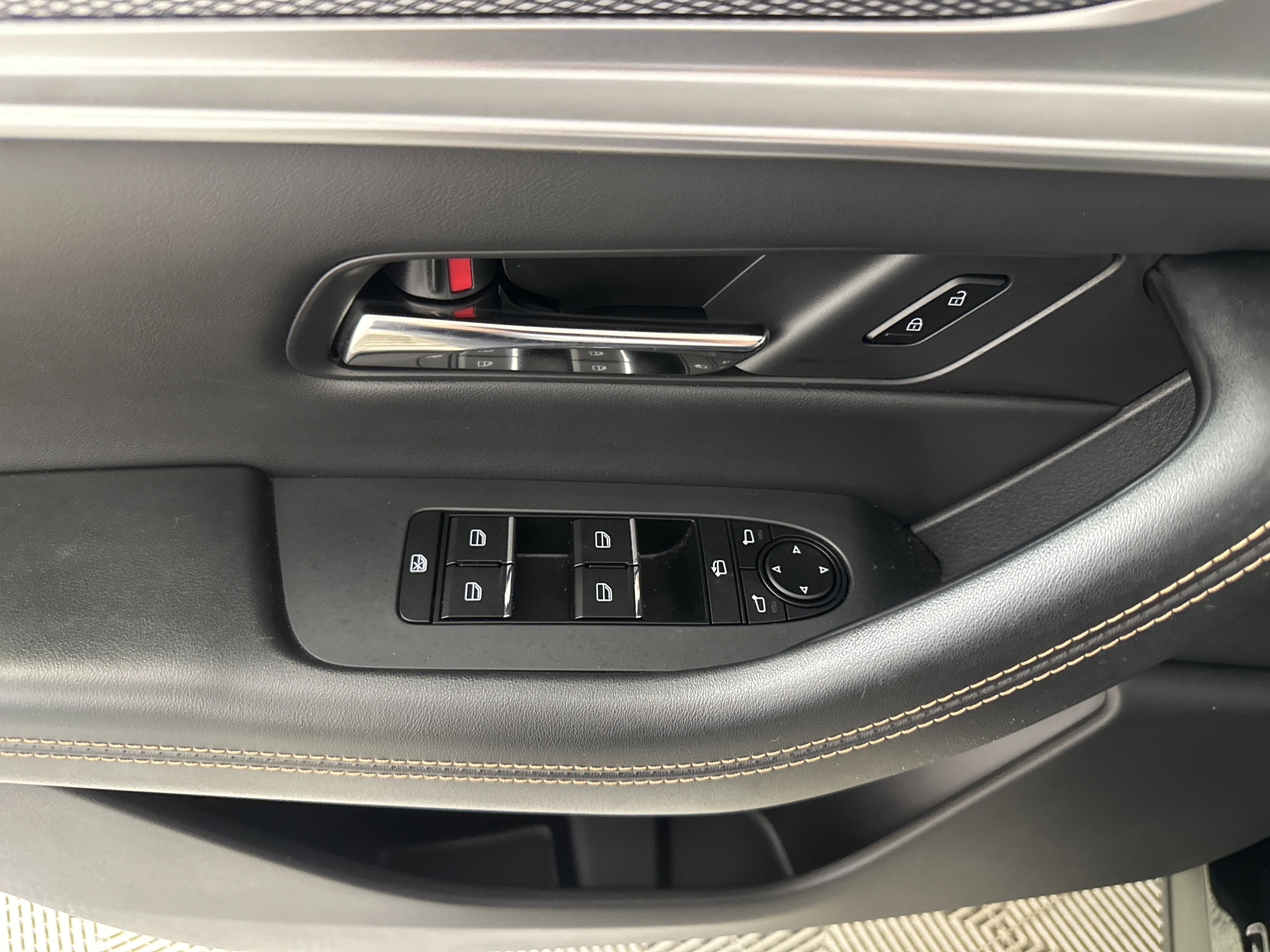 2025 Mazda CX-70 Premium Plus Package - Photo 11