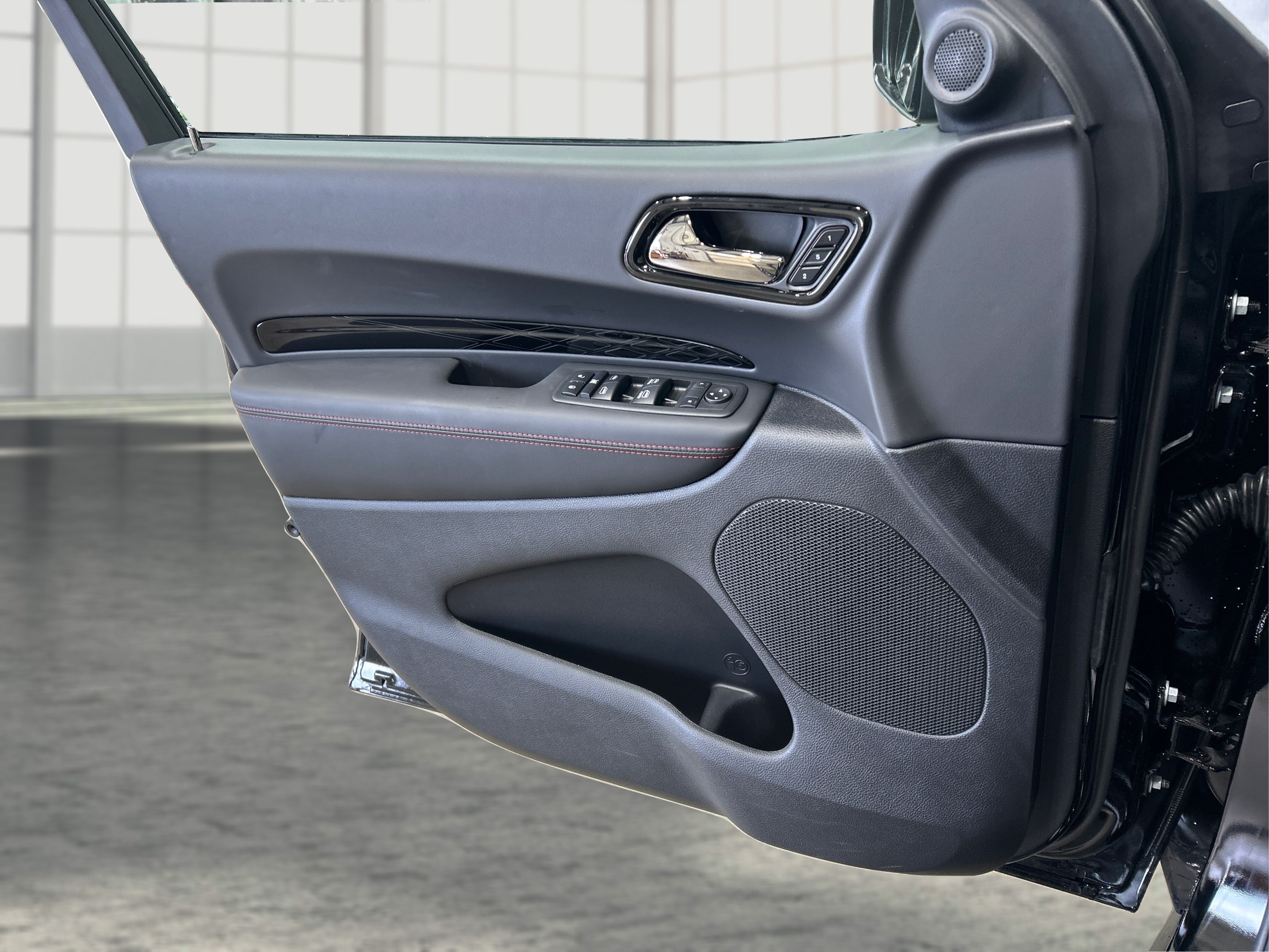 New 2026 Diamond Black Clear-Coat Exterior Paint Dodge GT Plus HEMI V8 image 19