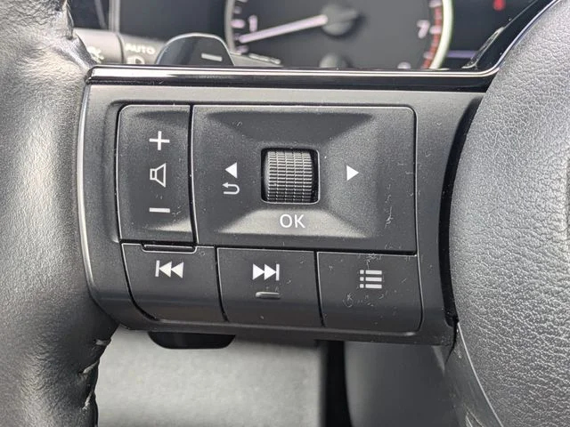 Certified Used 2025 Gun Metallic Nissan SL image 26