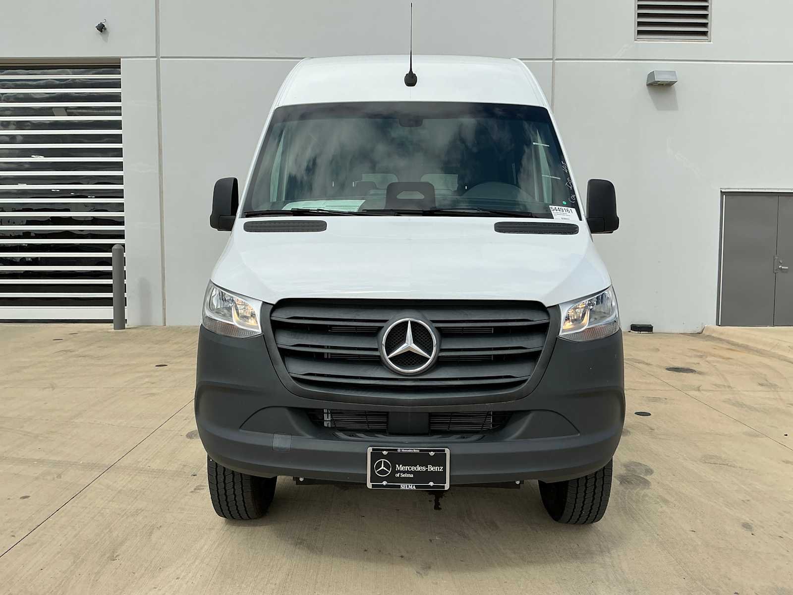 New 2025 Arctic White Mercedes-Benz  image 3