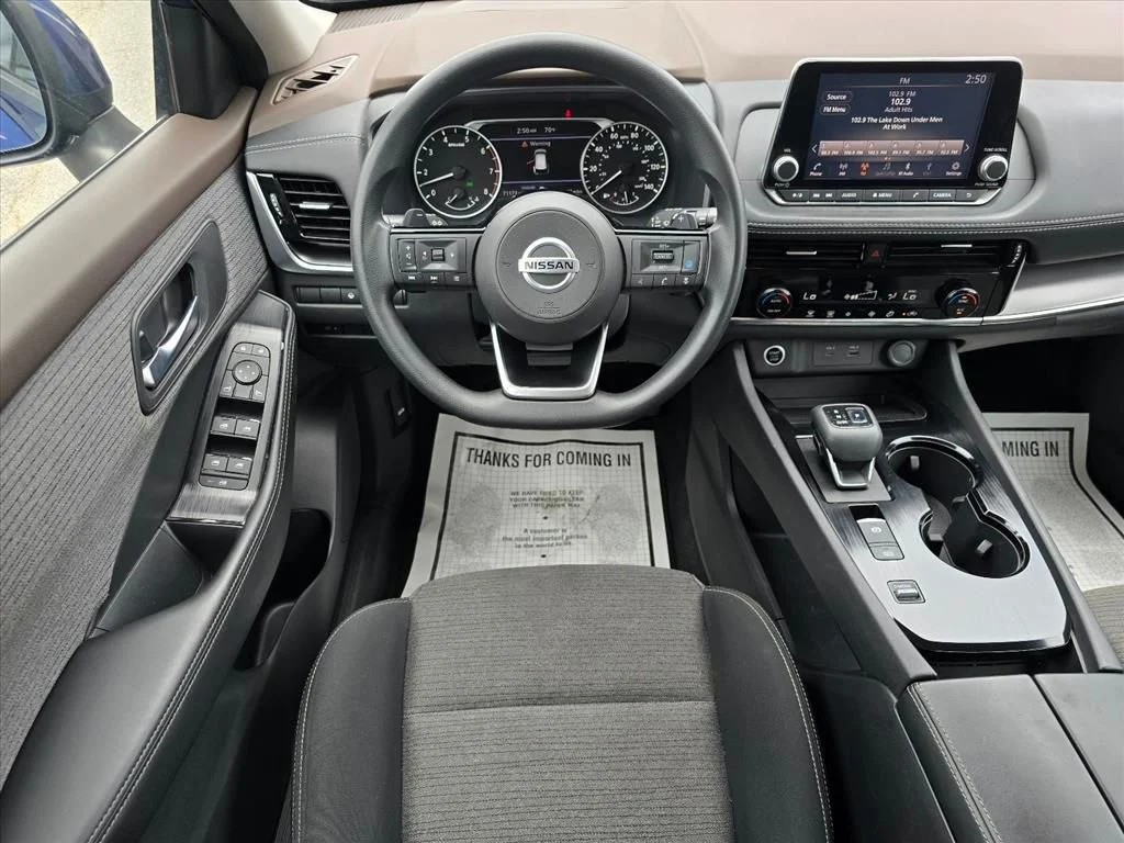 Used 2021 Blue Nissan SV image 3