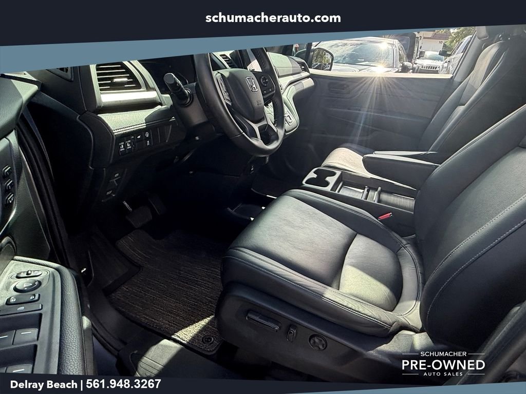 Used 2024 Black Honda EX-L image 11