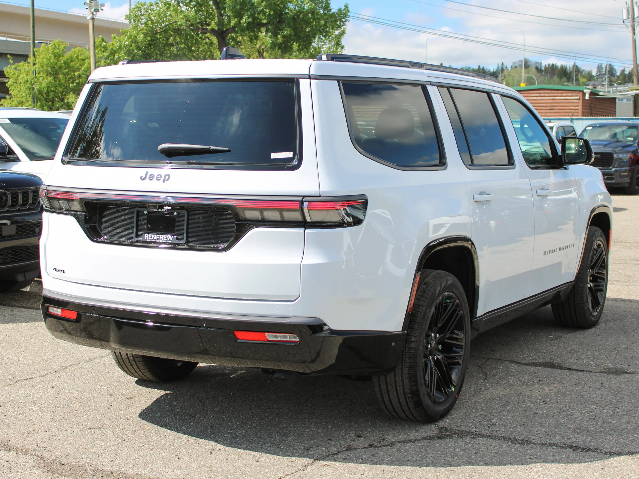 New 2026 White Jeep Limited Reserve* image 5