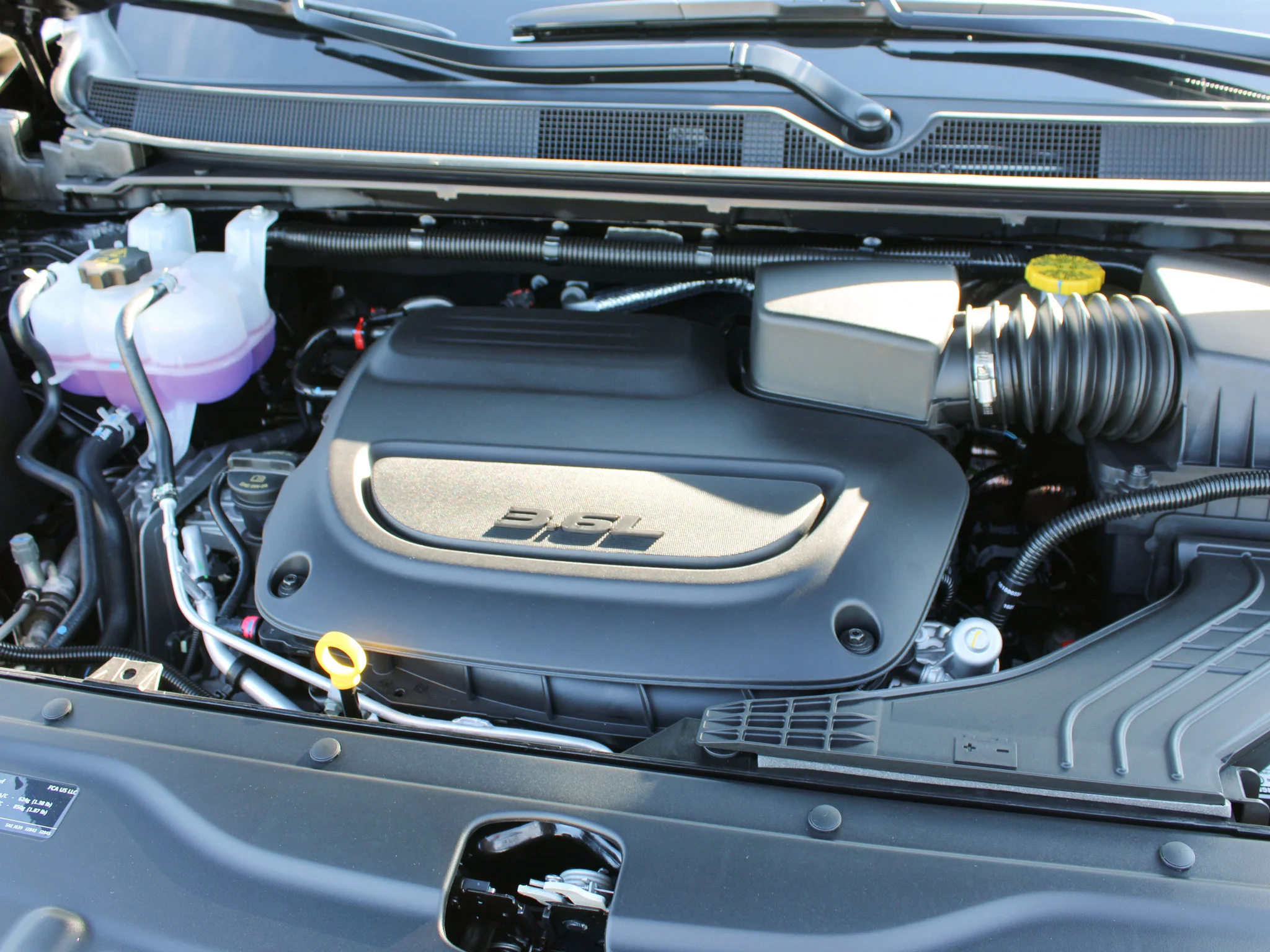 Used 2025 Black Chrysler SXT*, Heated Leather, Remote Start, Apple CarPlay image 7