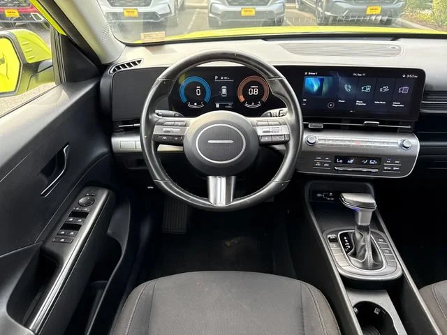 Used 2025 Neoteric Yellow Hyundai SEL image 29