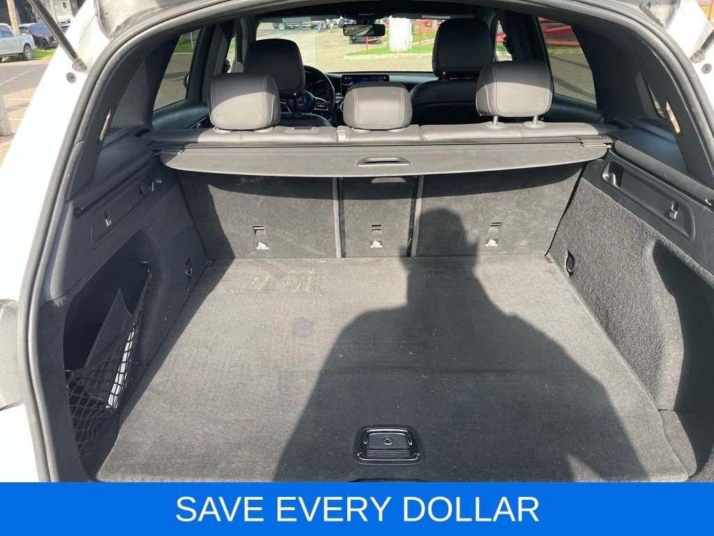 Used 2020  Mercedes-Benz GLC 300 image 5