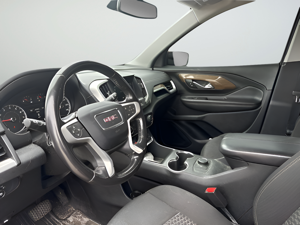 Used 2018 Red GMC SLE image 10