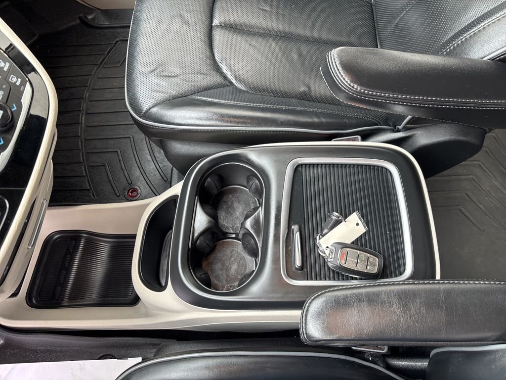 2020 Chrysler Pacifica Hybrid Limited - Photo 29