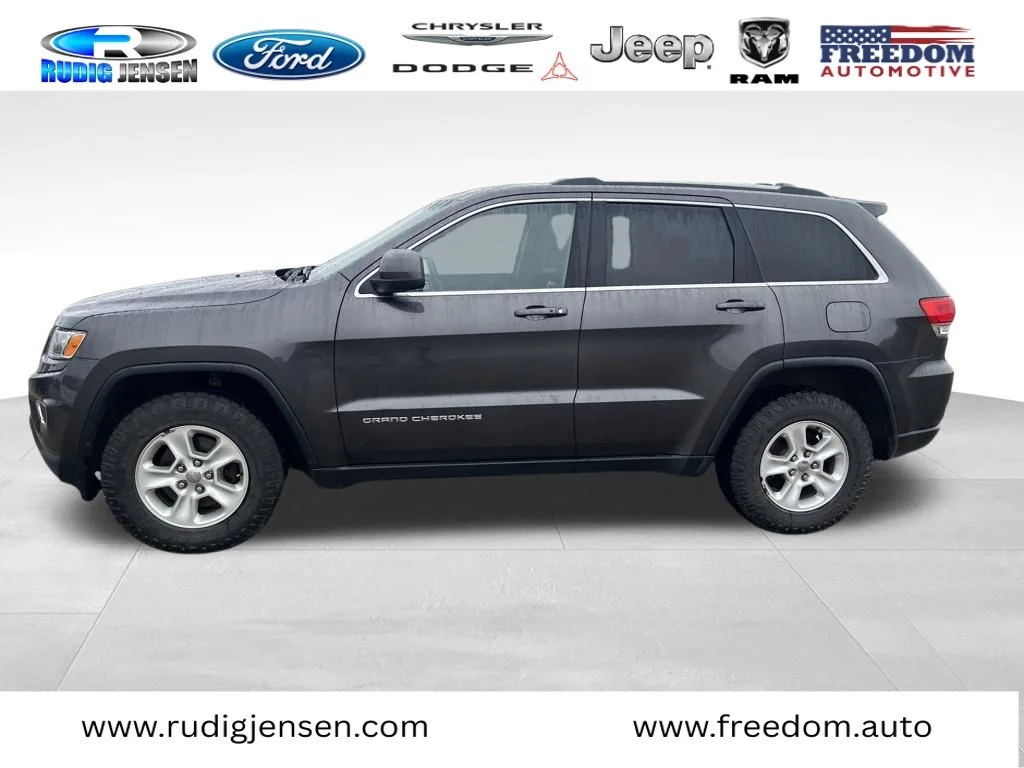 Used 2016 Jeep Grand Cherokee Laredo E with VIN 1C4RJFAG1GC343413 for sale in Tomah, WI
