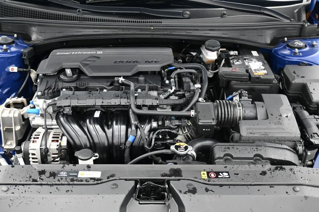 Used 2025 Blue Hyundai SEL Convenience image 14