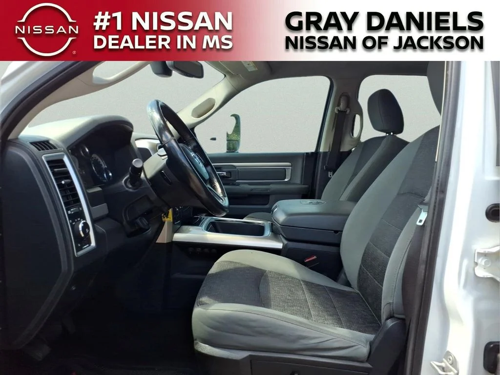 Used 2015 White Ram Big Horn image 22