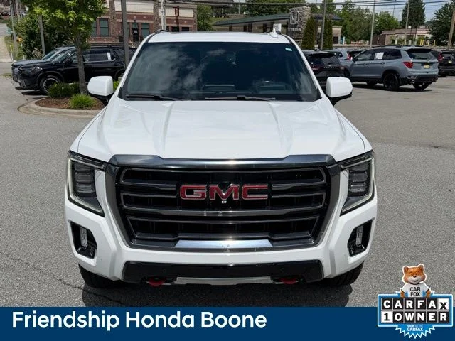 Used 2022 White GMC AT4 image 2