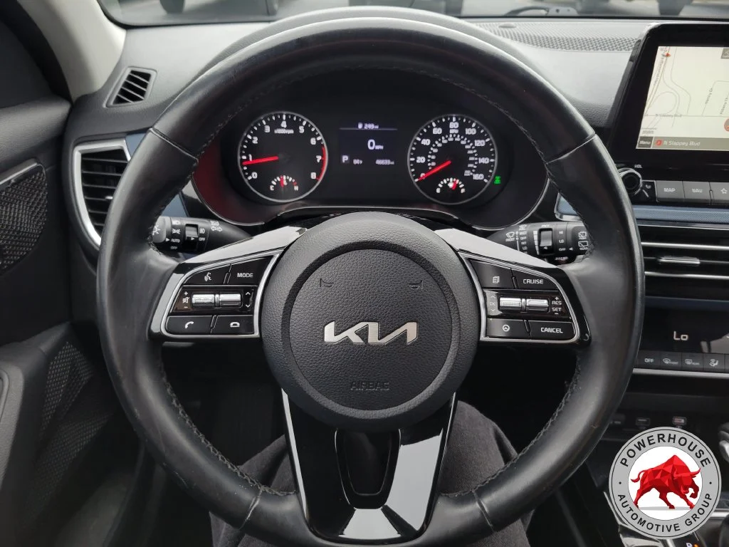 Used 2022 Blue Kia S image 32