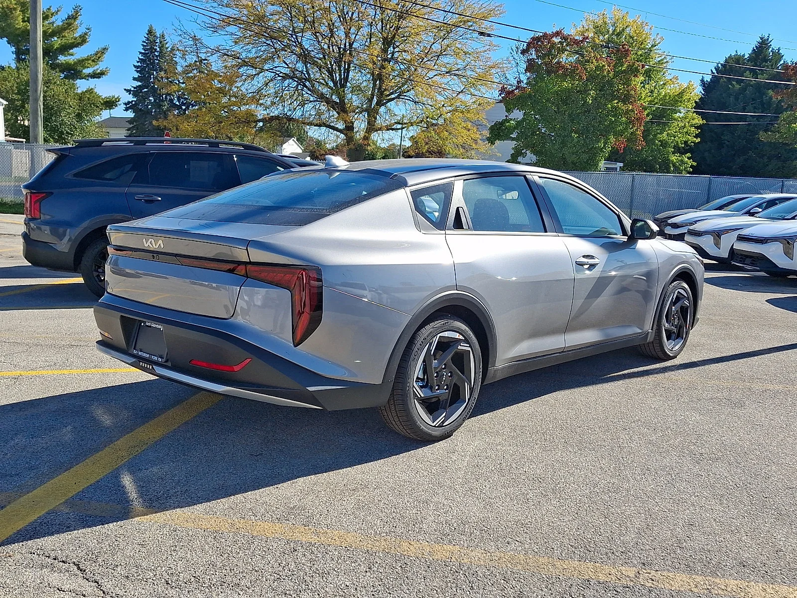 New 2026 Gray Kia EX image 5
