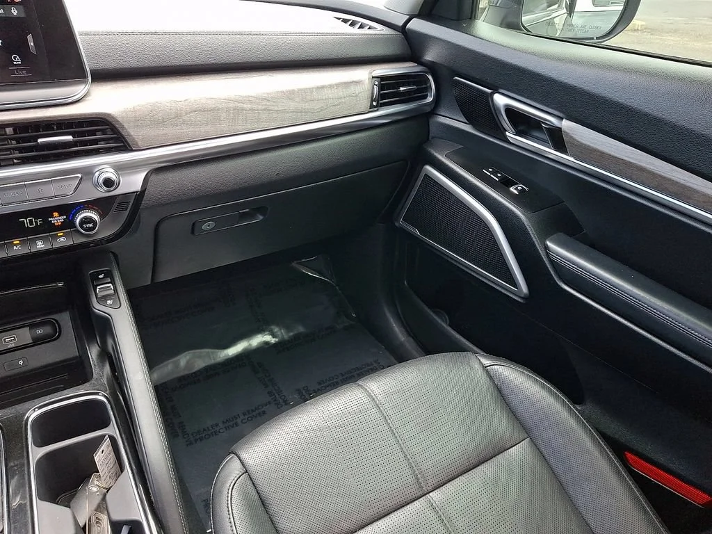 Used 2020 Gray Kia EX image 17