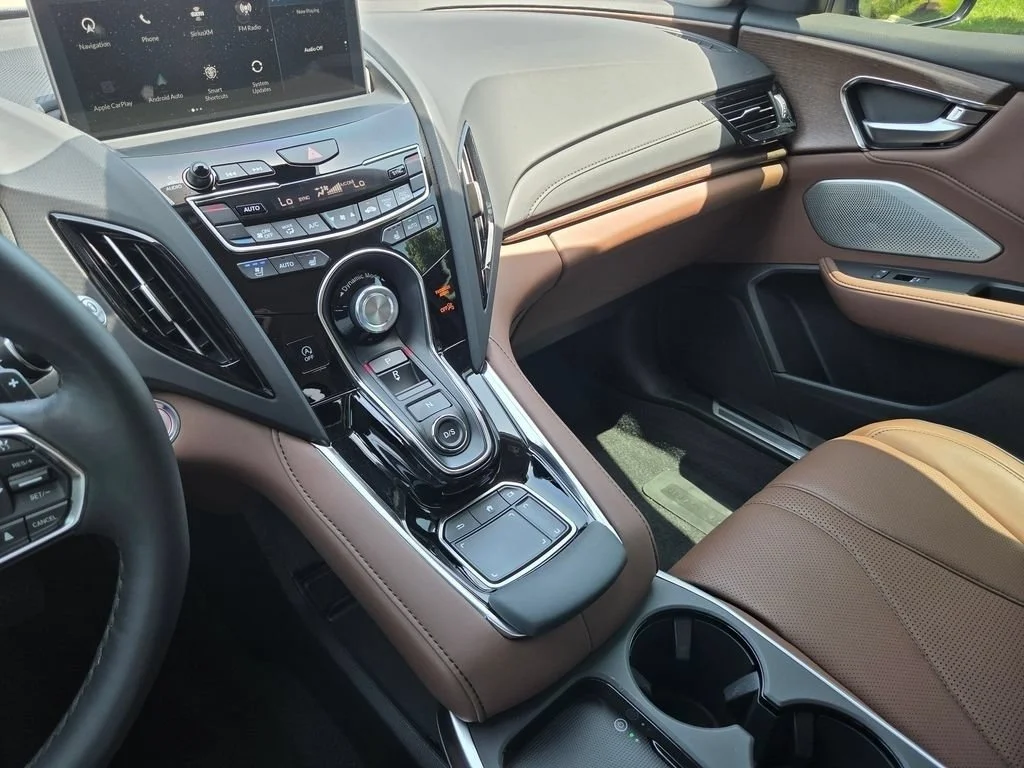 Used 2025 Liquid Carbon Metallic Acura w/Advance Package image 40